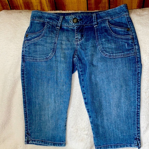 American Eagle Jeans Long Shorts Short 